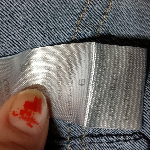 Democracy "Ab" Technology Jeans Size 6 - Picture 4 of 8